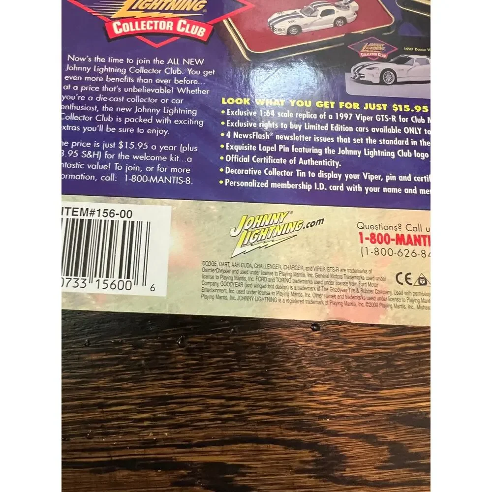 Johnny Lightning Holiday Muscle Ornament Red 1967 Pontiac GTO